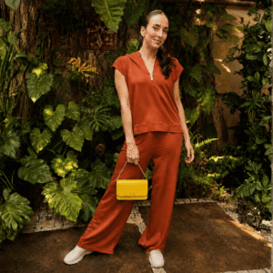 Conjunto Feminino Longo com Capuz Coleção Bloom