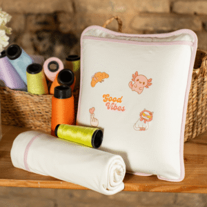 Kit travesseiro de viagem personalizado com fronha e lençol de malha 100% algodão – Compacto e confortável - Coleção Stickers